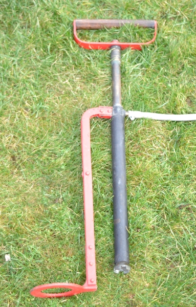 Stirrup Pump