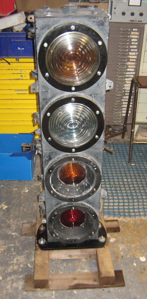 Westinghouse colour light signal